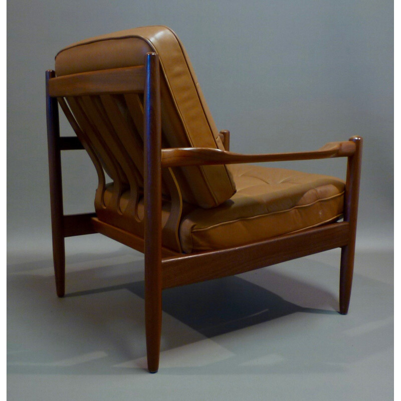 Scandinavian classic easy chair in teak and leather - 1950s