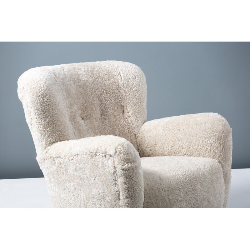 Sheepskin vintage armchair by Fritz Hansen, 1950s