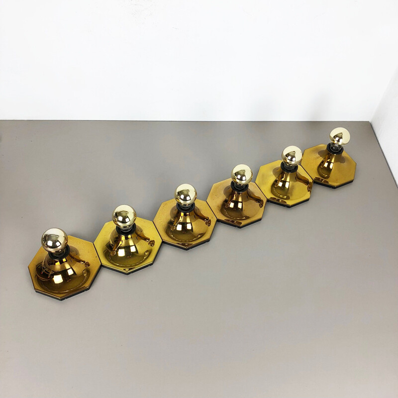 Ensemble de 6 appliques cubiques dorées vintage de Motoko Ishii pour Staff Lights, 1970