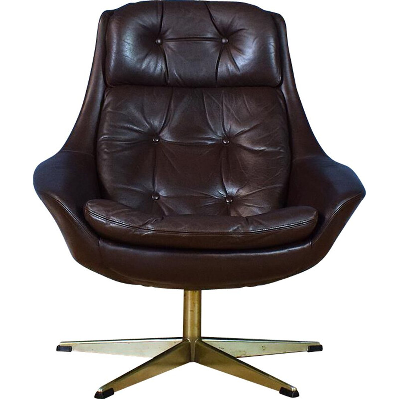 Vintage "Pirouette" brown leather armchair by Henry Walter Klein from Bramin