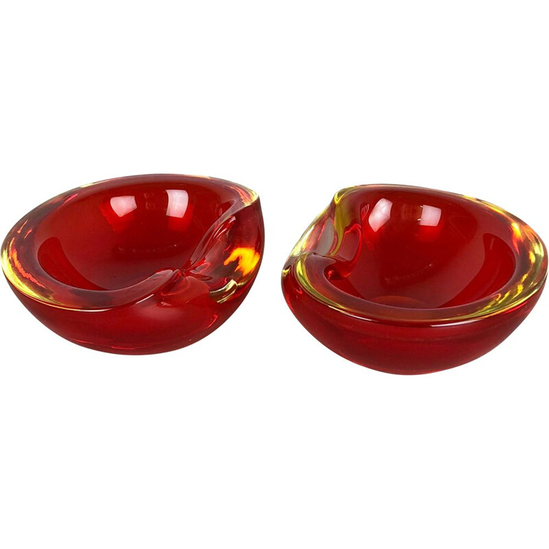 Pair of vintage Murano Sommerso glass bowls by Cenedese Vetri, 1960-1970