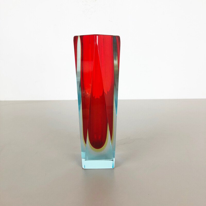 Extra Large Red Mandruzzato Faceted Glass Sommerso Vase Made in Murano Italy