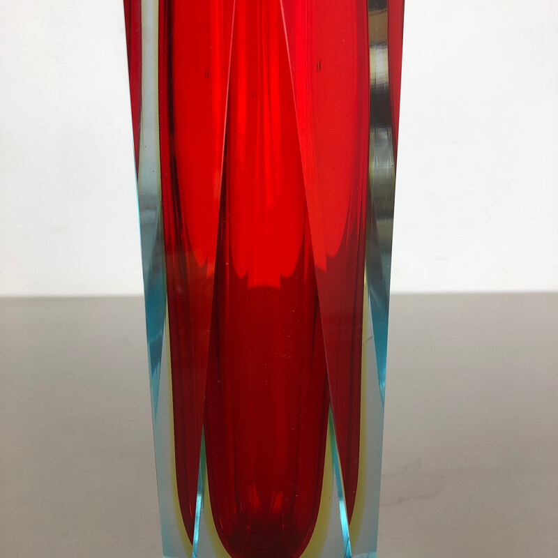 Extra Large Red Mandruzzato Faceted Glass Sommerso Vase Made in Murano Italy