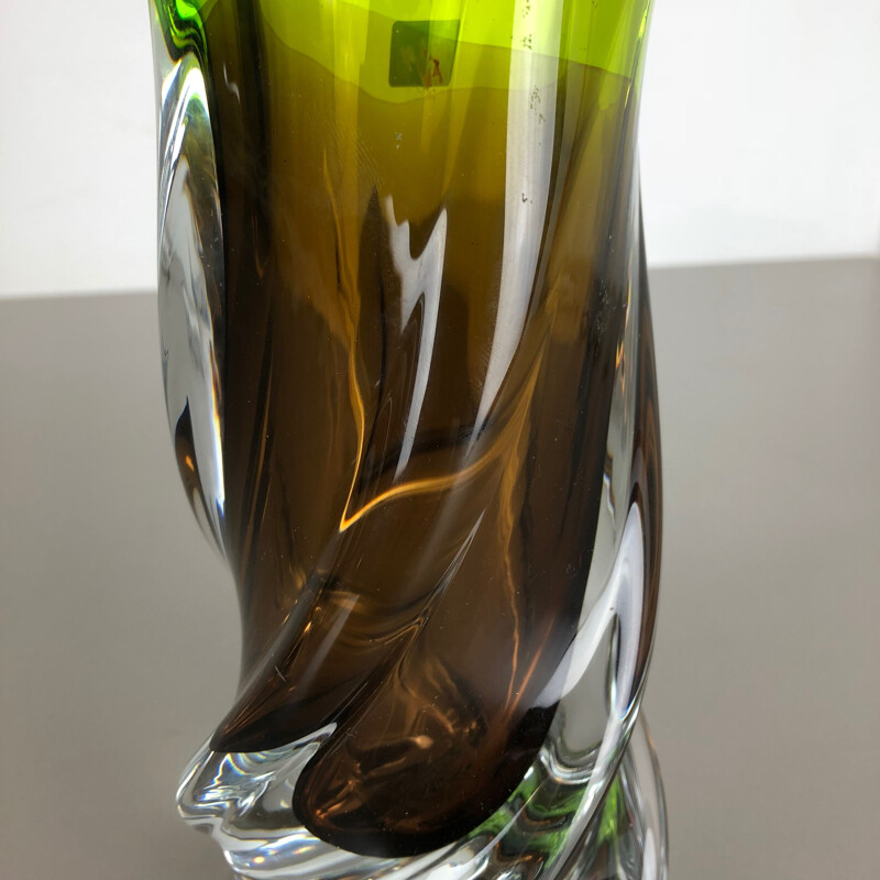 Vaso vintage in cristallo marrone di Joska Waldglashütte, Germania 1970