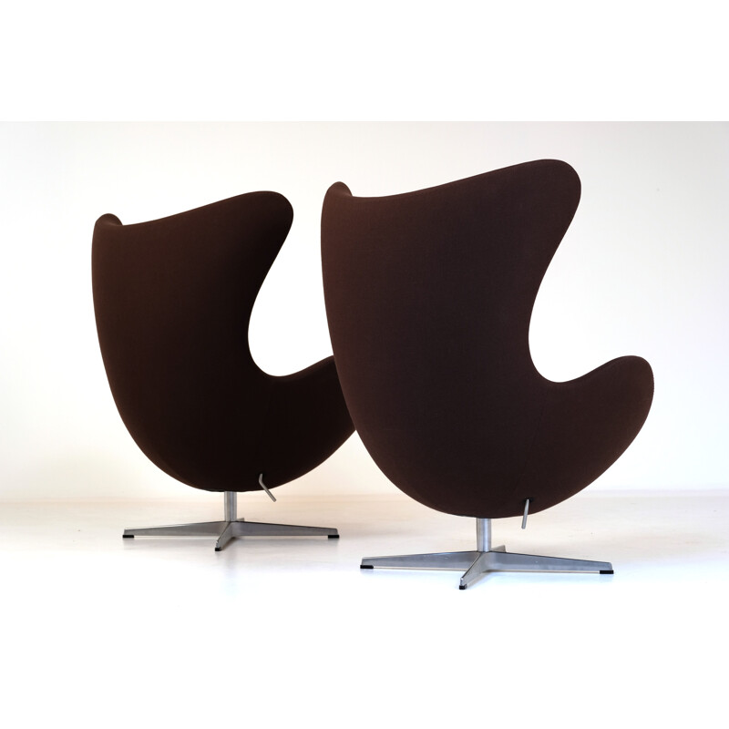 Egg Arne Jacobsen Eggchair, chocolate brown, Fritz Hansen 2007