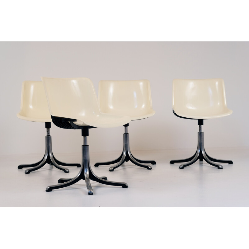 set of 4 ivory chairs by O. Borsani for Tecno 