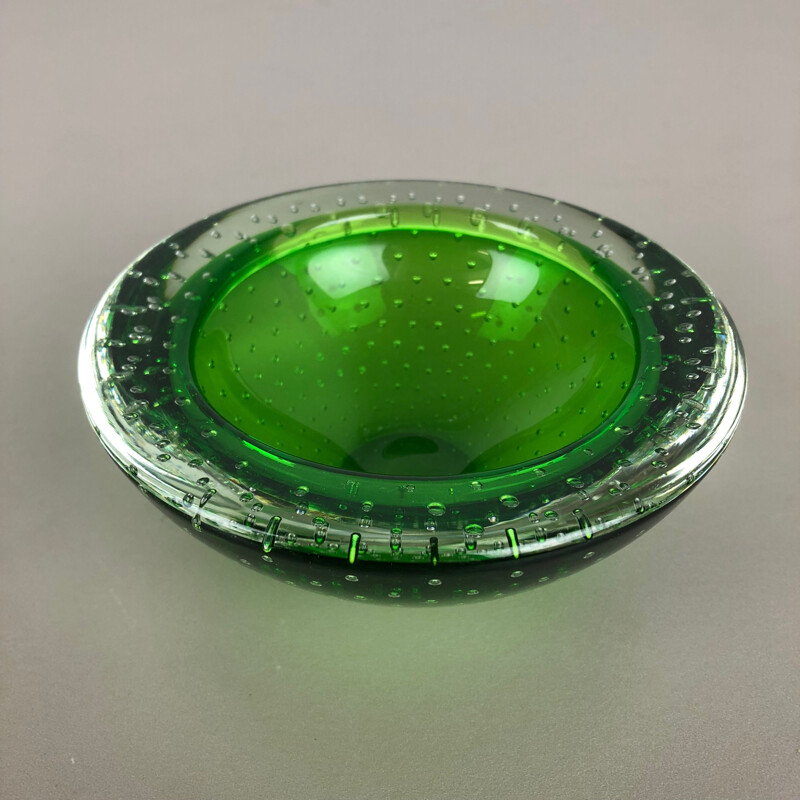 Vintage asbak in groen Bullicante glas uit Murano, Italië 1970