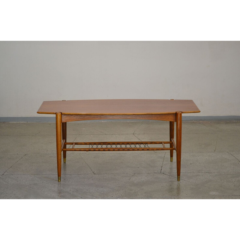  Scandinavian Mid-Century Coffee Table, Made of solid oak and teak 1960s