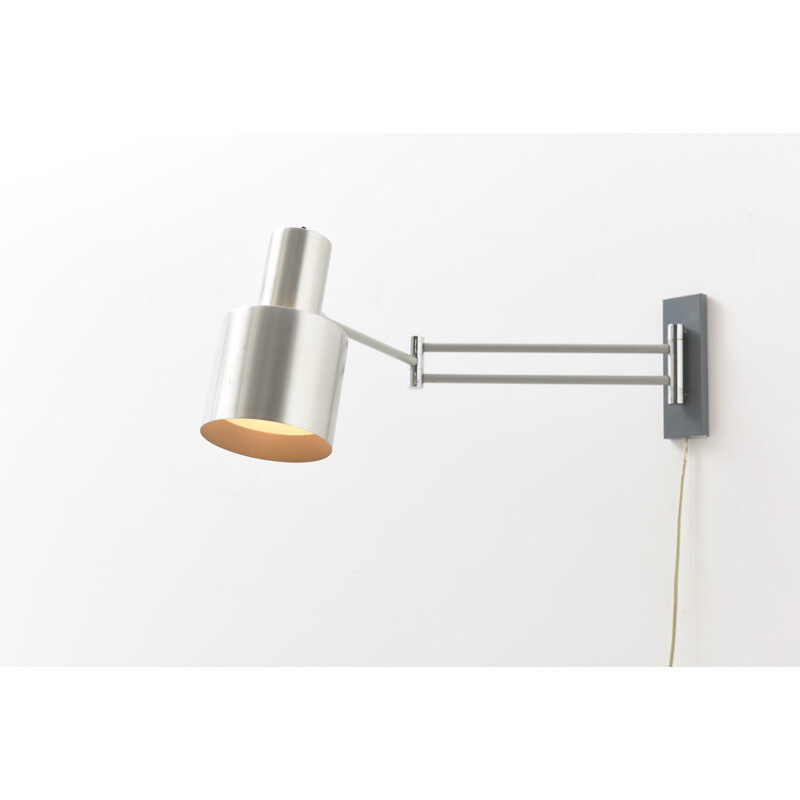 Fog & Mørup Scandinavian wall lamp in aluminium, Jo HAMMERBORG - 1960s