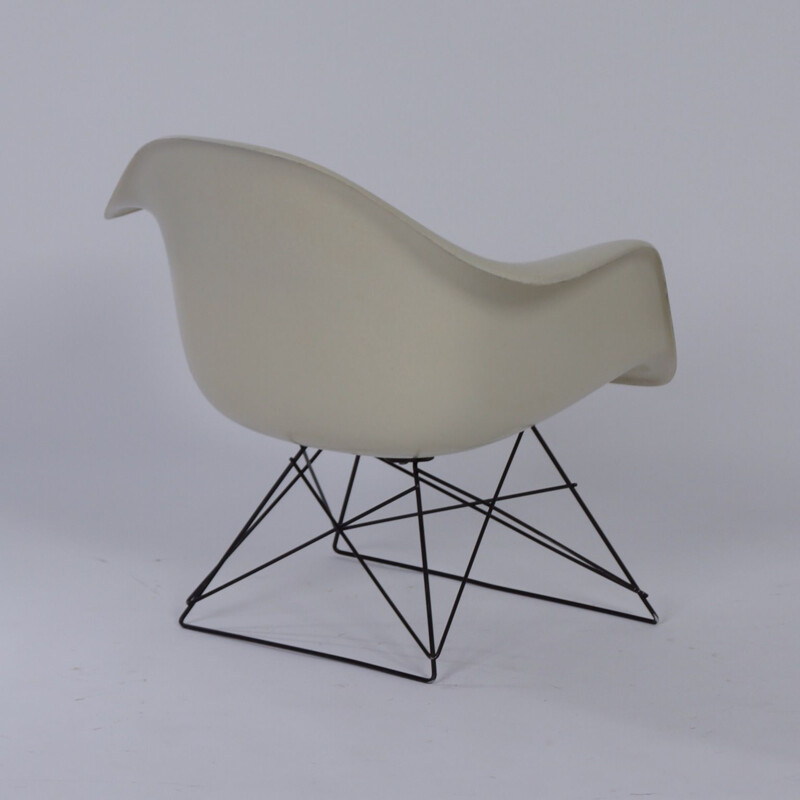 LAR Armchair by Charles et Ray Eames for Vitra 1970