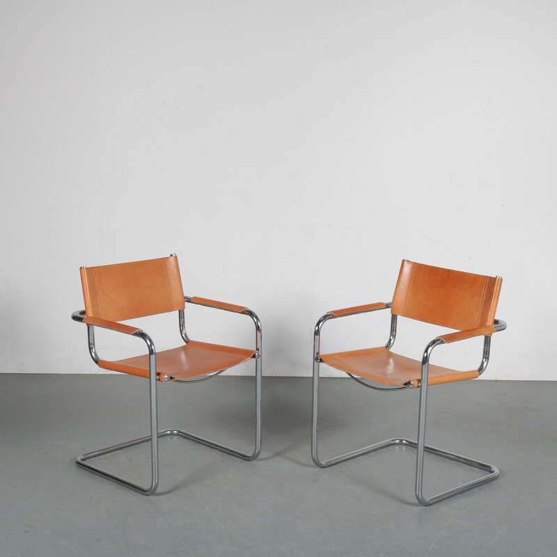 Pair of side chairs manufactured in Italy 1970s