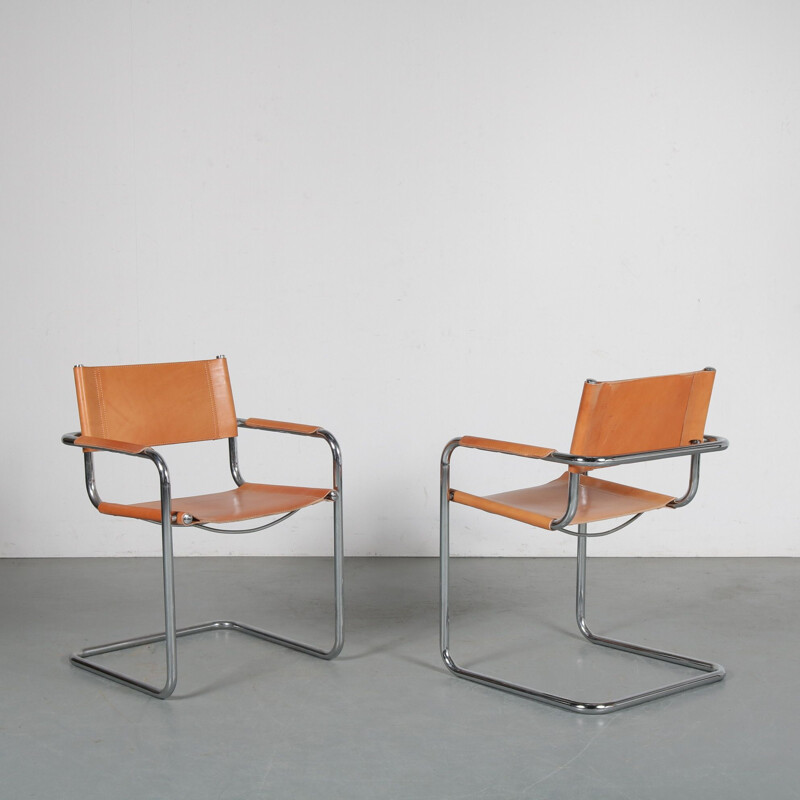 Pair of side chairs manufactured in Italy 1970s