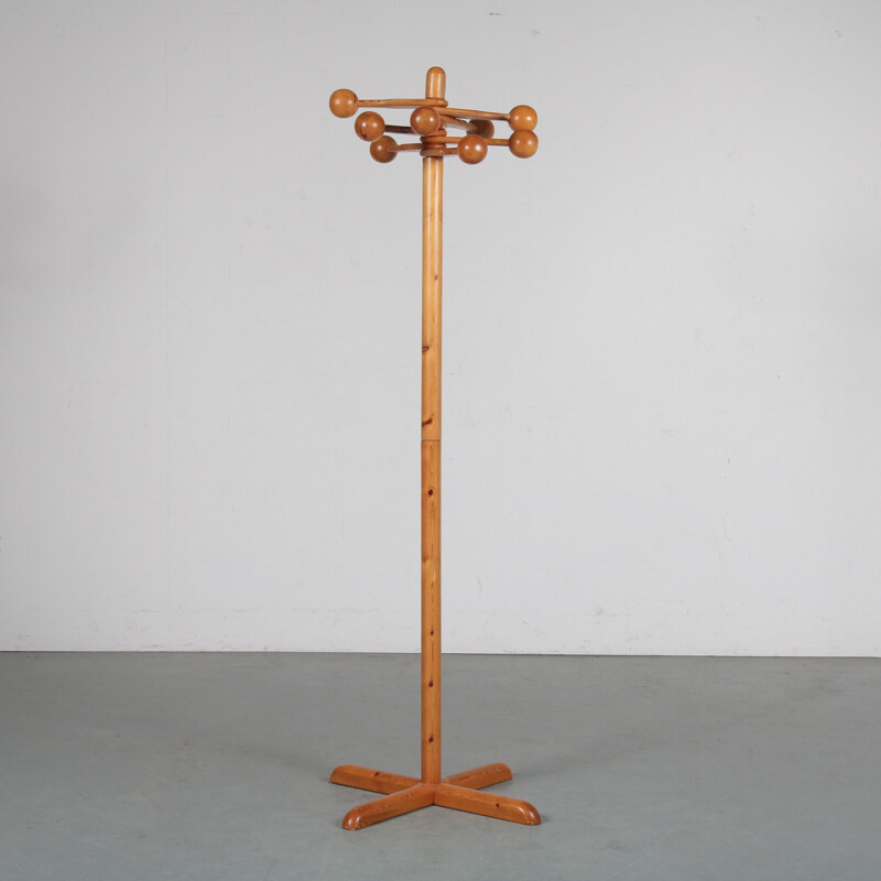 Vintage coat rack in pine wood, Sweden 1960