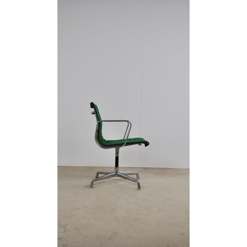 Green Office Armchair by Charles et Ray Eames for Herman Miller ICF, 1960s