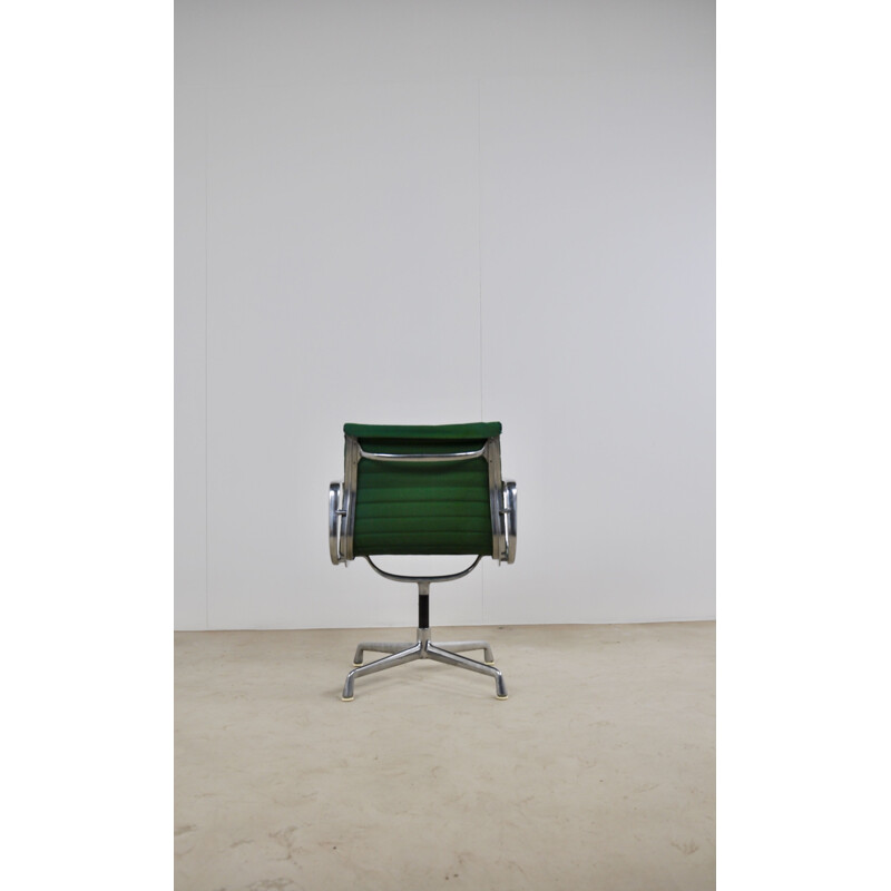 Green Office Armchair by Charles et Ray Eames for Herman Miller ICF, 1960s