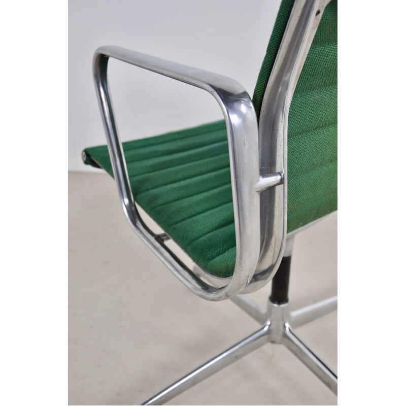 Green Office Armchair by Charles et Ray Eames for Herman Miller ICF, 1960s