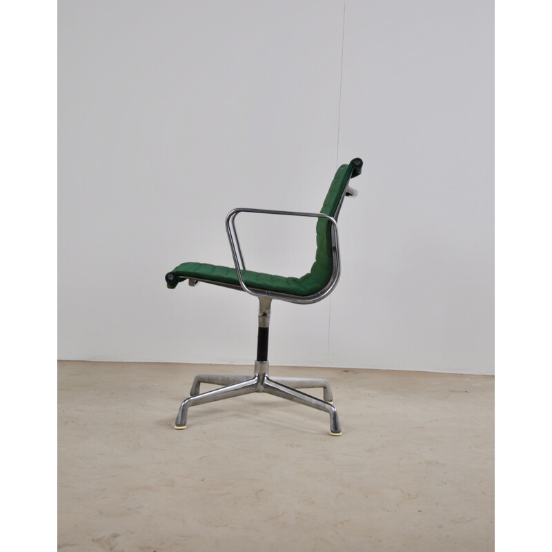 Green Office Armchair by Charles et Ray Eames for Herman Miller ICF, 1960s