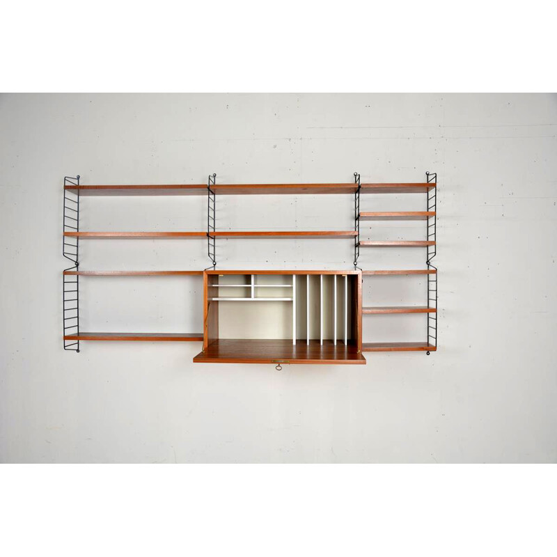 Nisse Strinning shelves 60's