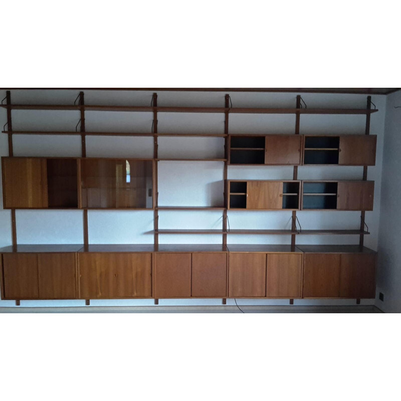 Vintage teak wall unit Poul Cadovius