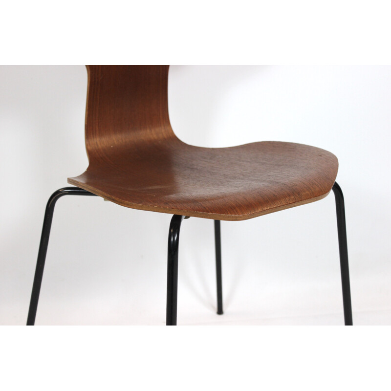 Set of 6 Hammer chairs, model 3103, designed by Arne Jacobsen
