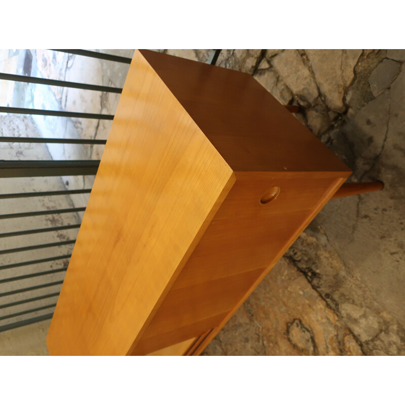 Vintage Sideboard with 2 sliding doors in teak from the 60s