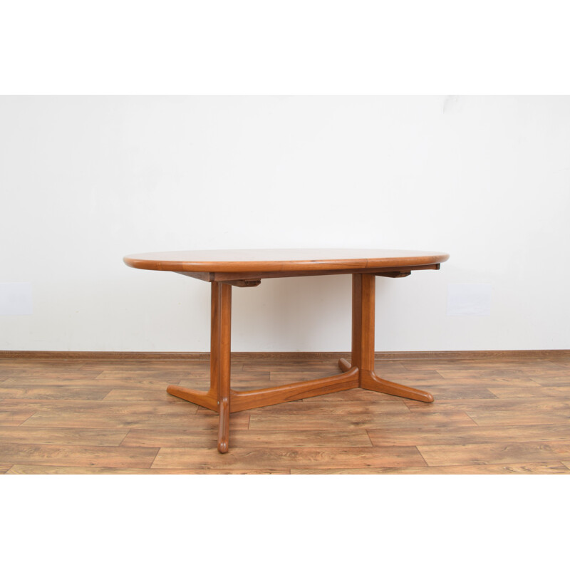 Teak Extendable Dining Table from Skovby