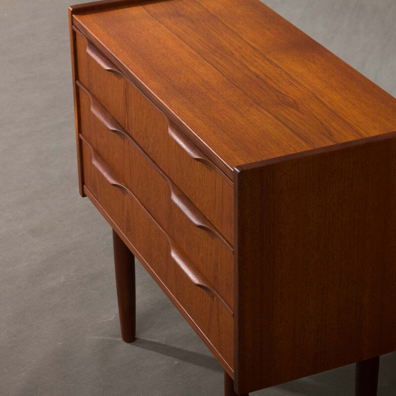 Small Danish teak dresser with 3 drawers