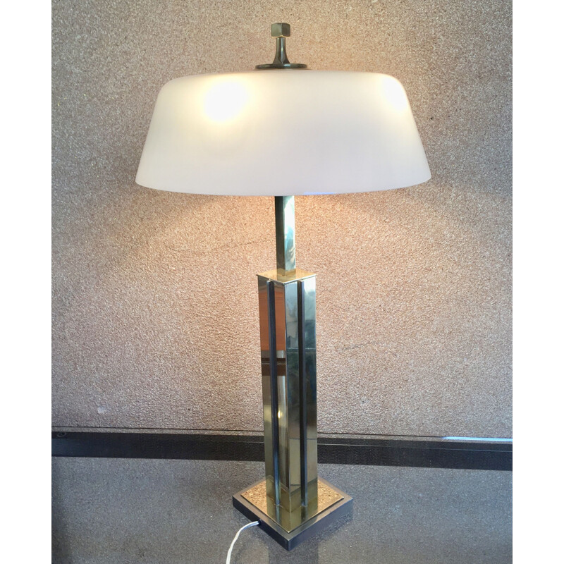 Lampe vintage en laiton opaline blanche 1970