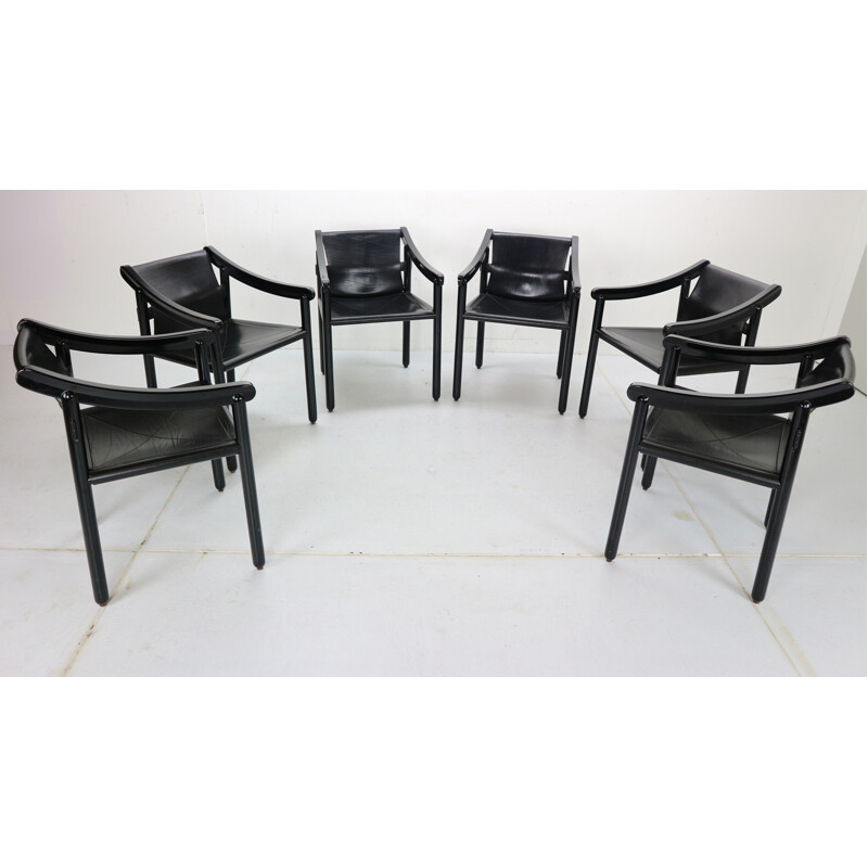 Suite de 6 chaises vintage de salle à manger conçu par Vico Magistretti en 1964, Italie