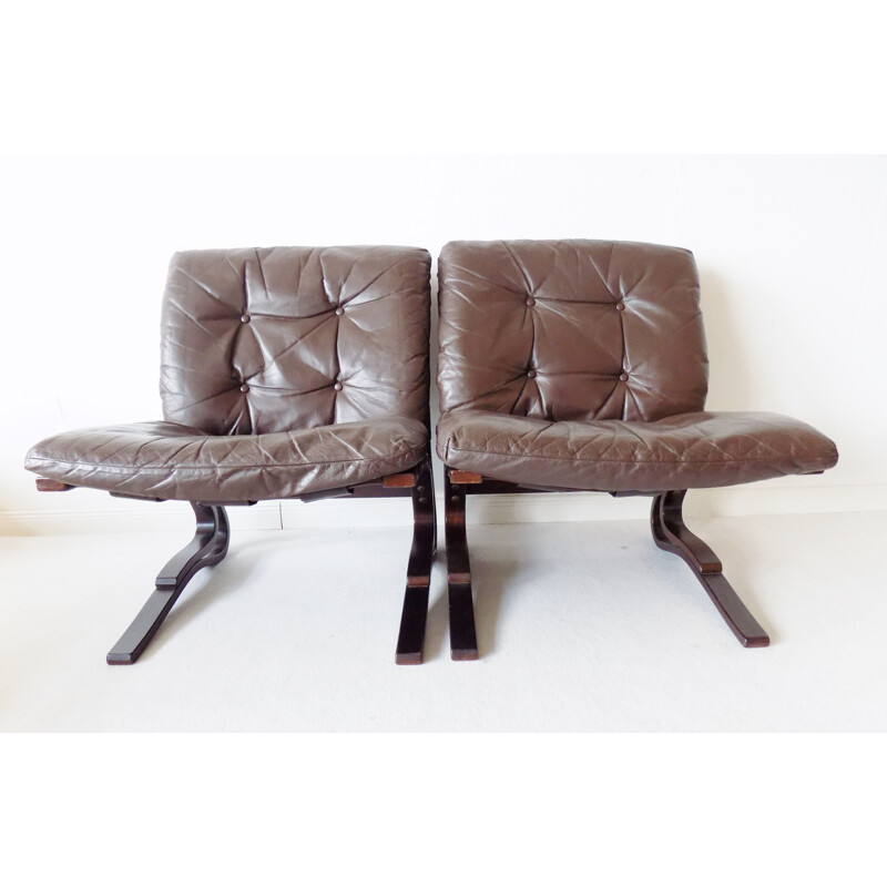 Paire de fauteuils de salon vintage en cuir brun Kengu de Elsa et Nordahl Solheim pour Rykken