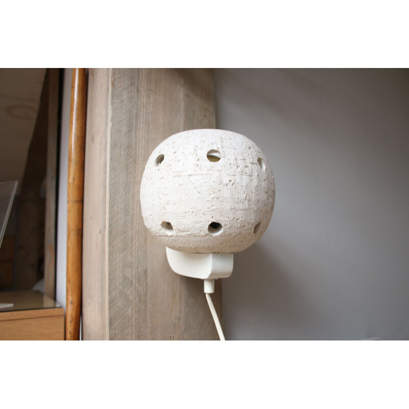 White ceramic round ball wall lamp