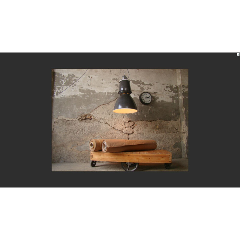 Lampe de grenier vintage industrielle, République tchèque 1960