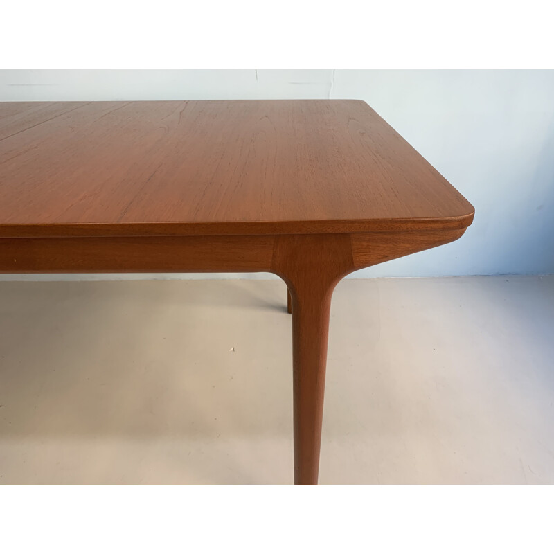 Vintage McIntosh dining table