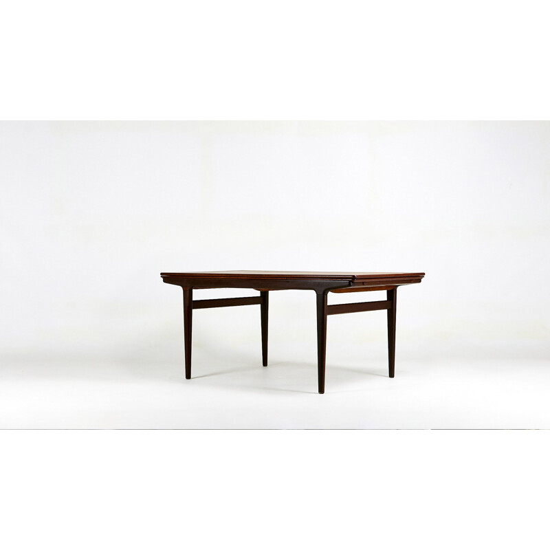 Vintage teak dining room table, Johannes Andersen for Uldum Mobelfabrik. C.1960