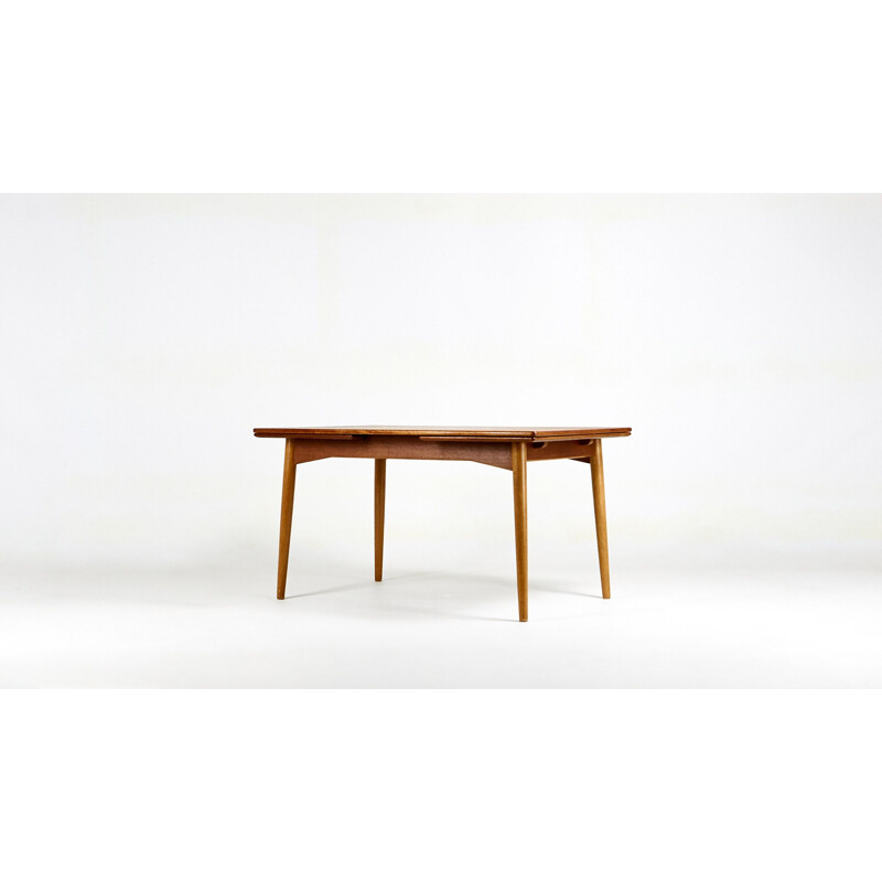 Vintage dining table model Nr.50, Gunni Omann for Omann Jun's Mobelfabrik. Denmark C.1960