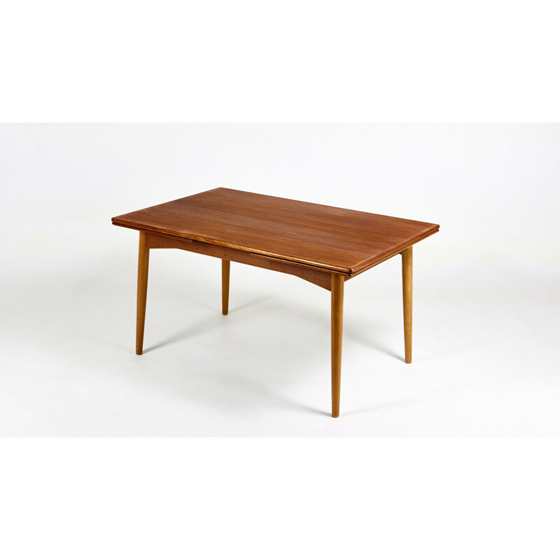 Vintage dining table model Nr.50, Gunni Omann for Omann Jun's Mobelfabrik. Denmark C.1960