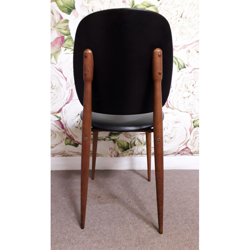 Set of 6 vintage dining room chairs Black leatherette seats and backrests