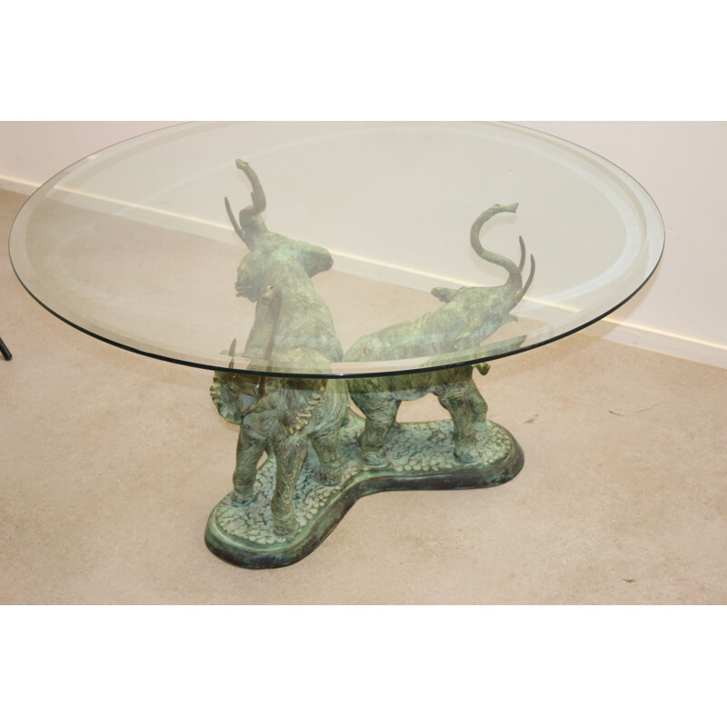 Table vintage basse ou de Salon en laiton pied en forme d'éléphants 1970