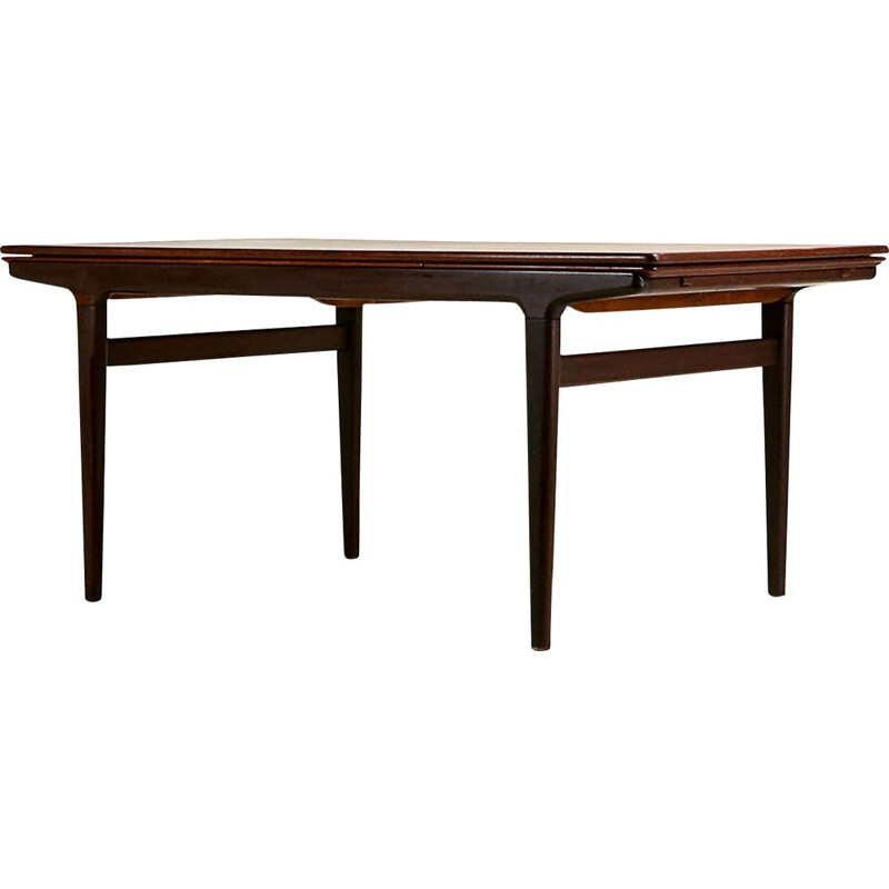 Vintage teak dining room table, Johannes Andersen for Uldum Mobelfabrik. C.1960