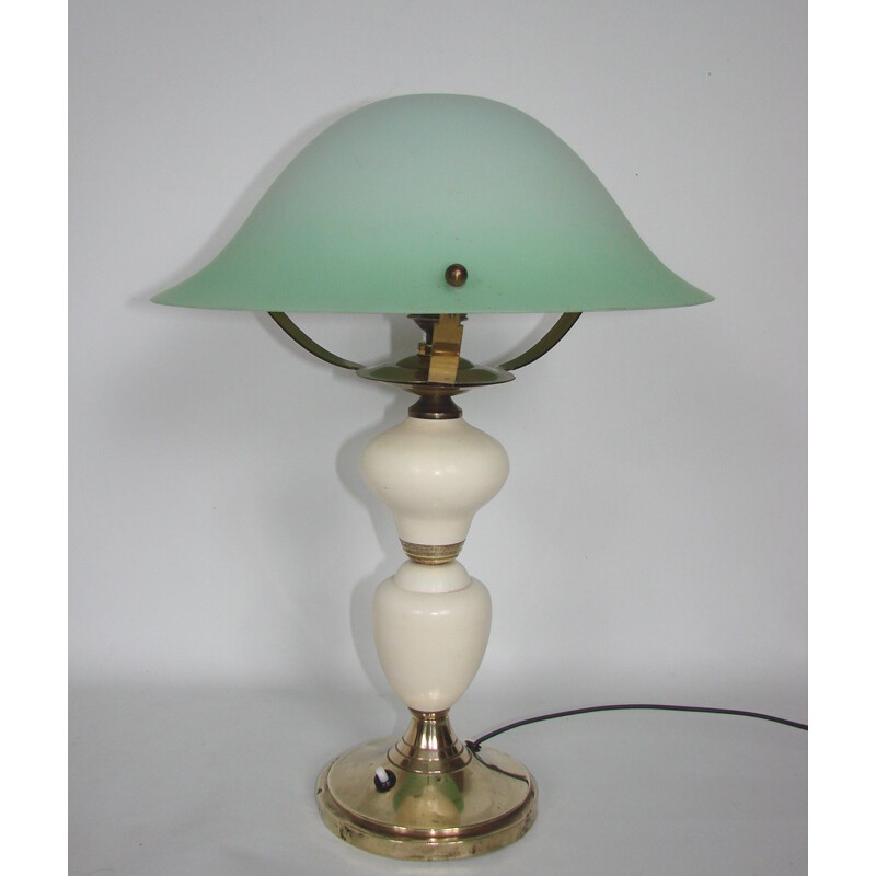 Lámpara de mesa vintage de latón, metal y cristal, 1940