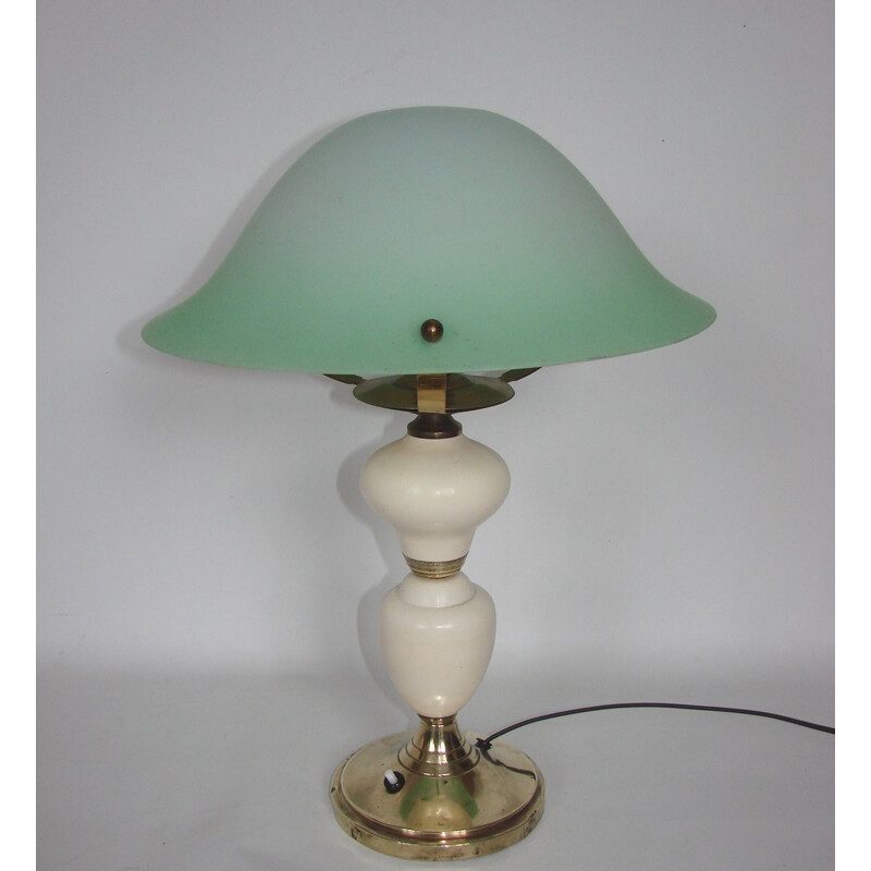Lámpara de mesa vintage de latón, metal y cristal, 1940