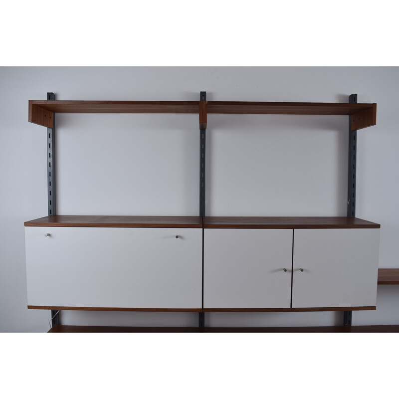 Modular wall unit by Simpla lux