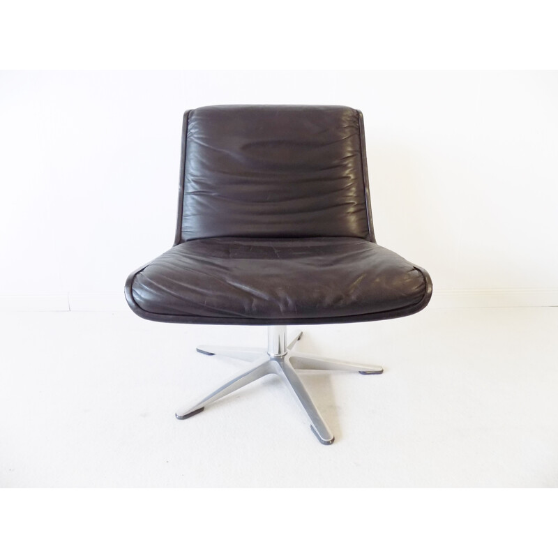 Wilkhahn Delta black leather loungechair by Delta Design