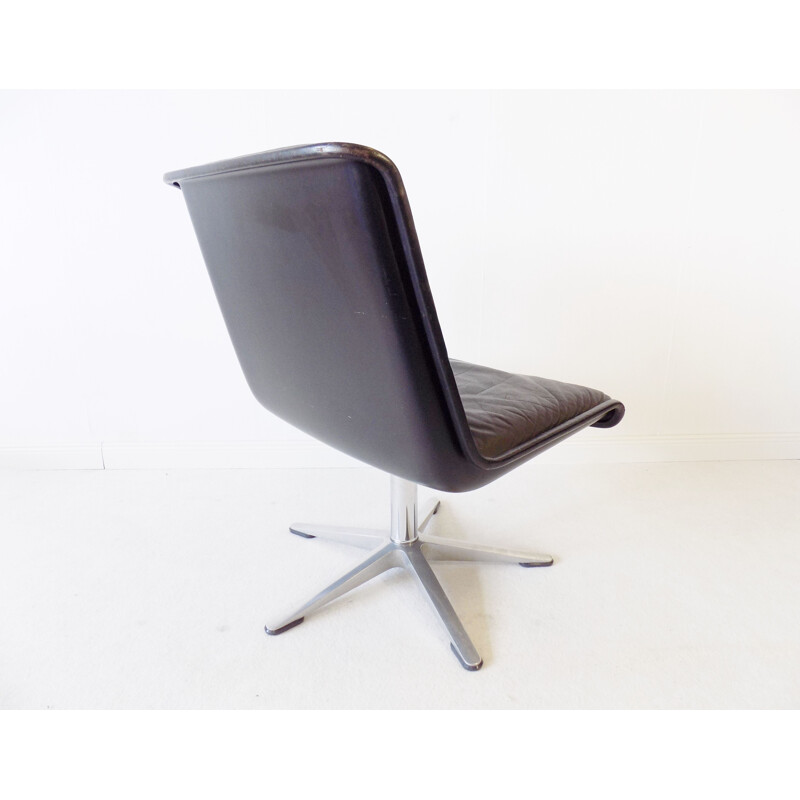 Wilkhahn Delta black leather loungechair by Delta Design