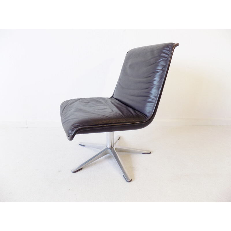 Wilkhahn Delta black leather loungechair by Delta Design