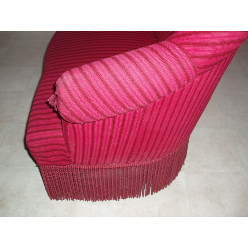 Vintage 2 seater red velvet sofa