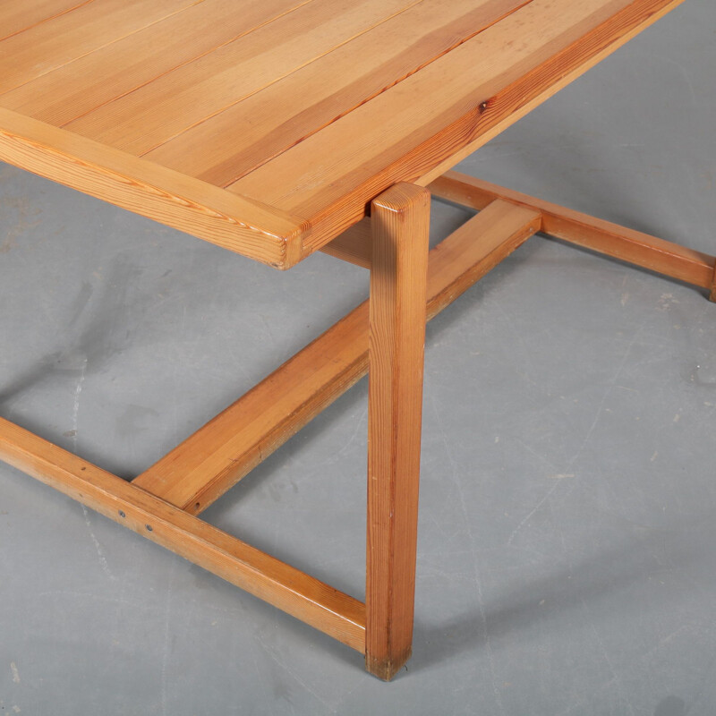 Pine vintage dining table manufactured in Sweden 1960s