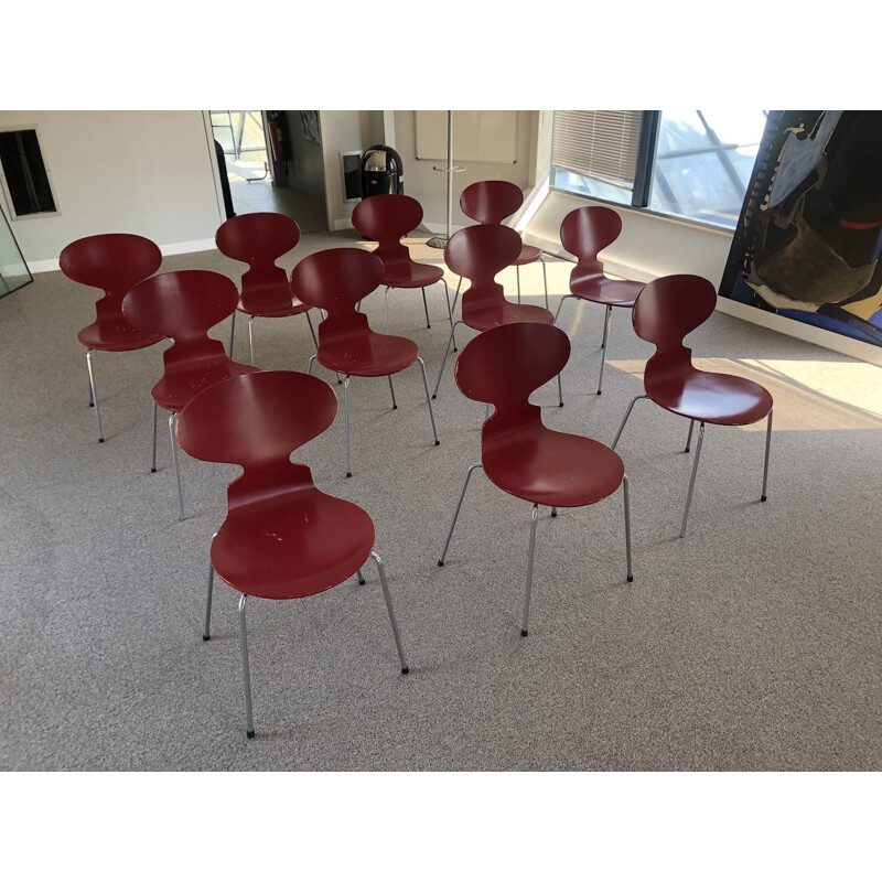 Set of 10 vintage chairs Ant 3101 red by Arne Jacobsen for Fritz Hansen, 1950