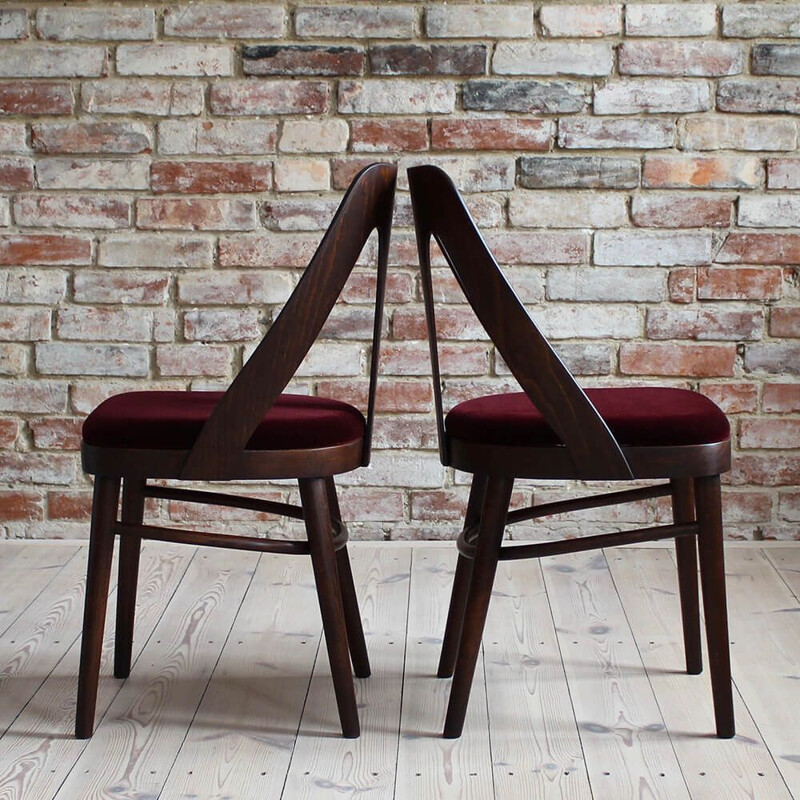 Set of 4 Midcentury Dining Chairs in Burgundy Mohair by Kvadrat