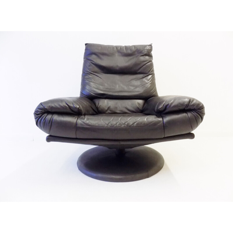 Fauteil lounge avec pouf en cuir gris-noir Rolf Benz Forum 